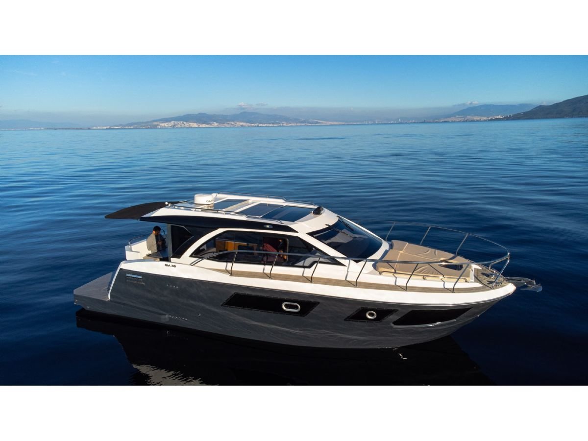 Grande Mare LA SERA GM 38 Katamaran Dergisi’nde